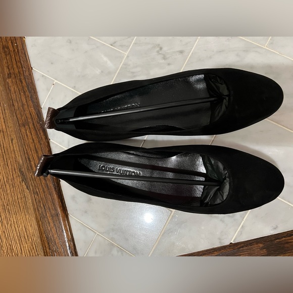 Louis Vuitton uniform ballet flats NWT - Picture 2 of 9